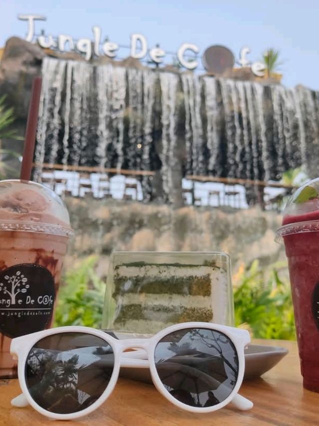 jungle de cafe เชียงใหม่ สาขาบ้านถวาย