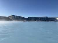 ♨️ 冰島藍湖溫泉 Blue Lagoon — 冰火奇景的夢幻療癒之地