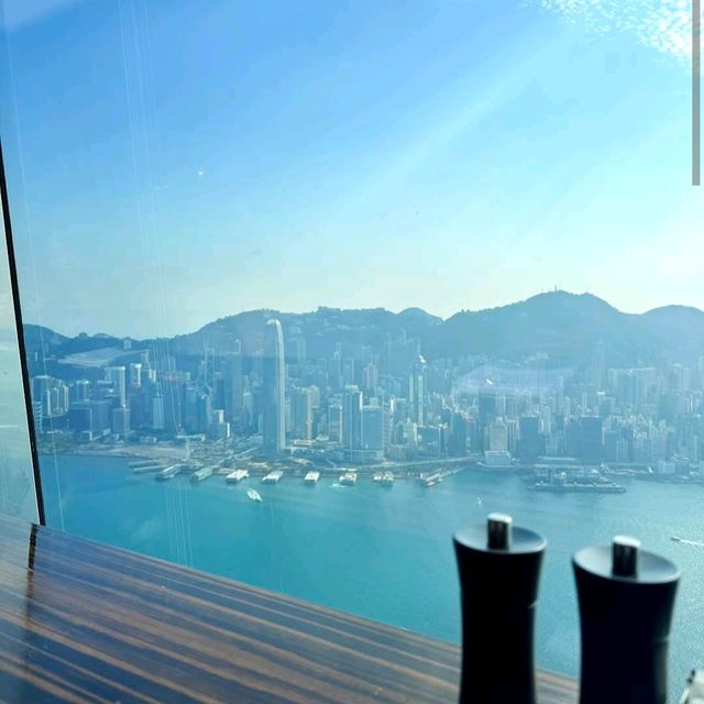 The Lounge & Bar - 香港麗思卡爾頓酒店
