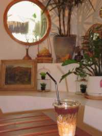 🌿☕ After Me Studio Cafe – คาเฟ่สุดชิลล์ กาญจนบุรี