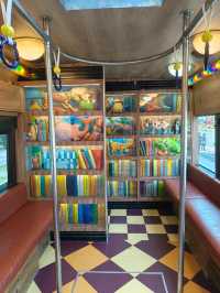 Hidden Art Bus Near Taipei 101 for Zero Dollars