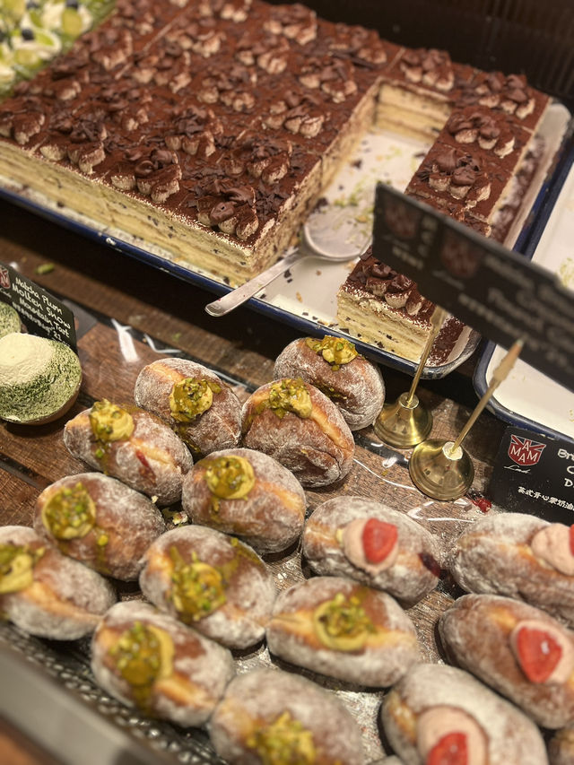 Charming atmosphere and delectable in Shanghai #musttry