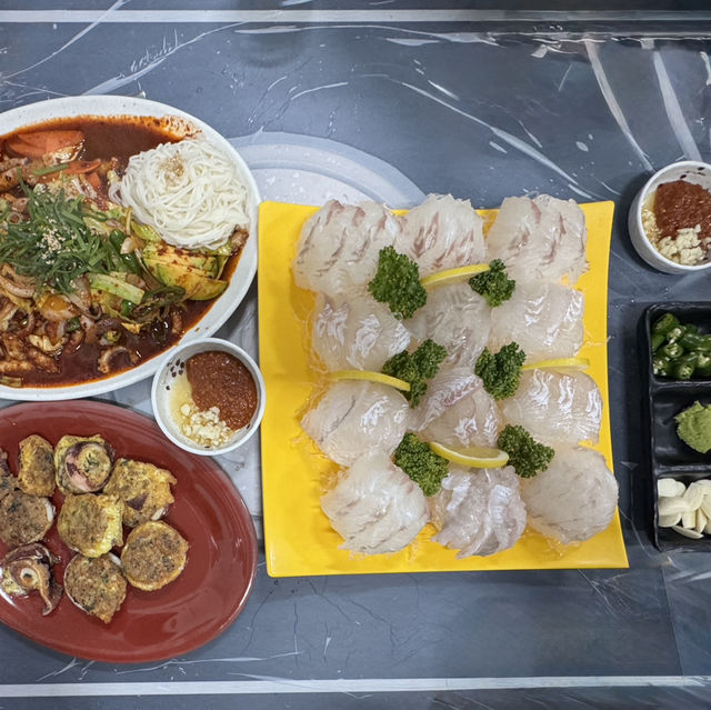 속초해수욕장 술집 정돈이네 회짱포차