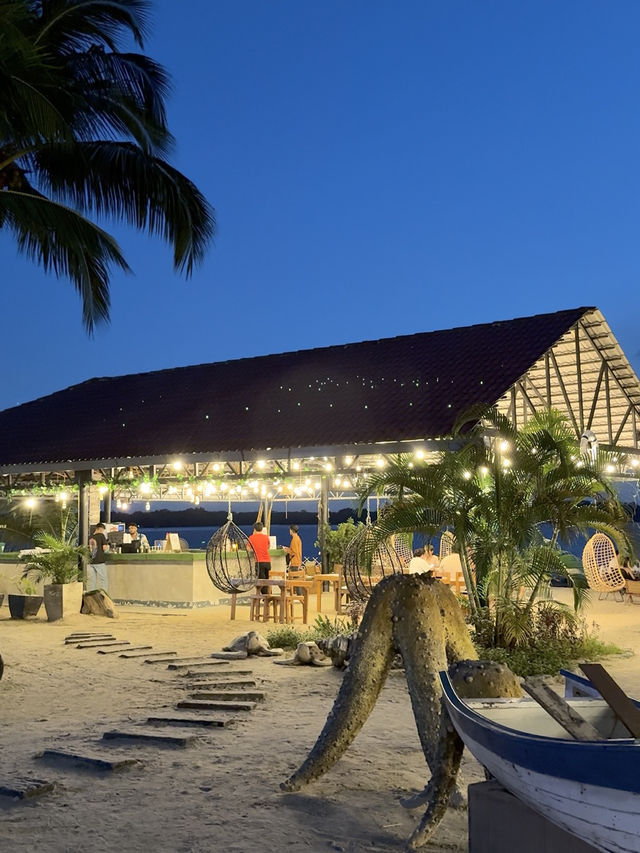 Johor Bahru’s Chillest Sunset Hangout: Marine Beach Bar Moments