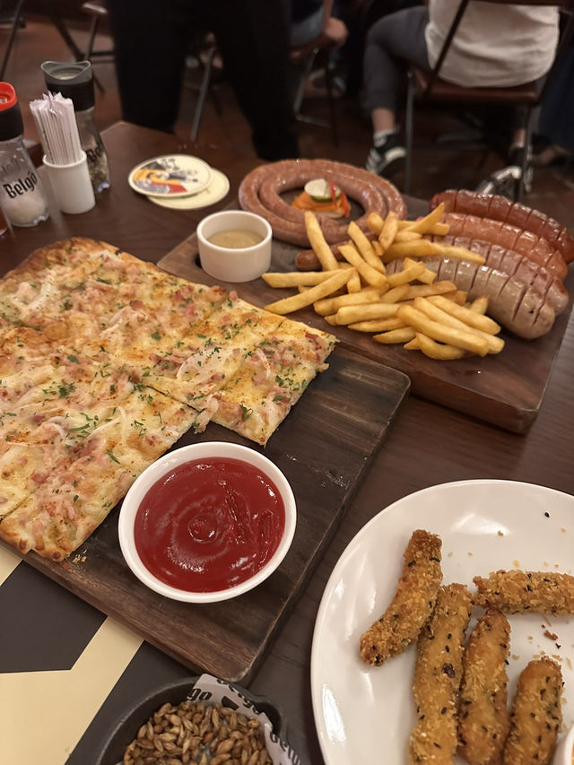 Looking for Belgian Vibes in Saigon 🇧🇪🍺? Come to Belgo
