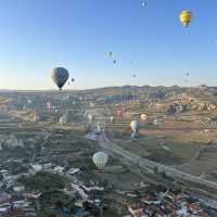 Soaring Over Cappadocia 🇹🇷: Hot Air 🎈Ride