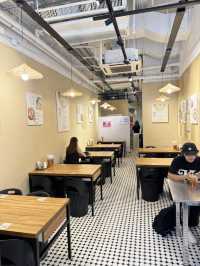 【香港】 登龍街無名韓國麵店：雞髀肉刀削麵真係好好食！