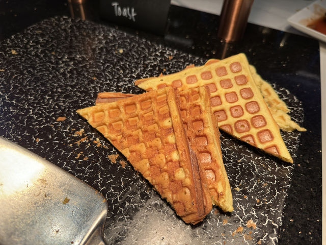 🍽️ Breakfast Delight at Café 168, G Hotel Gurney