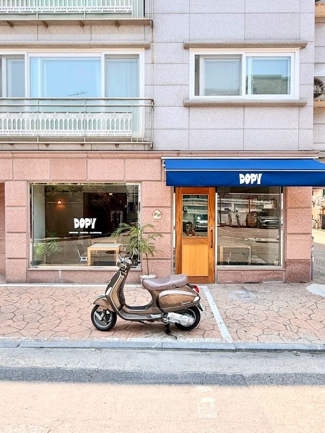 CAFE DOPY