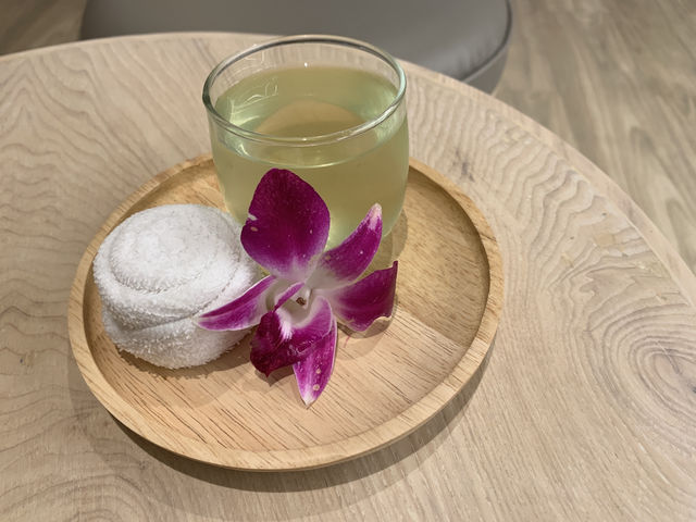 💆‍♀️ Perfect Pampering at Let’s Relax Spa – Ratchadaphisek (Ibis)