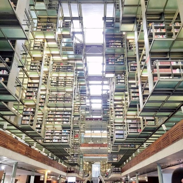 【メキシコシティ】ヴァスコンセロス図書館