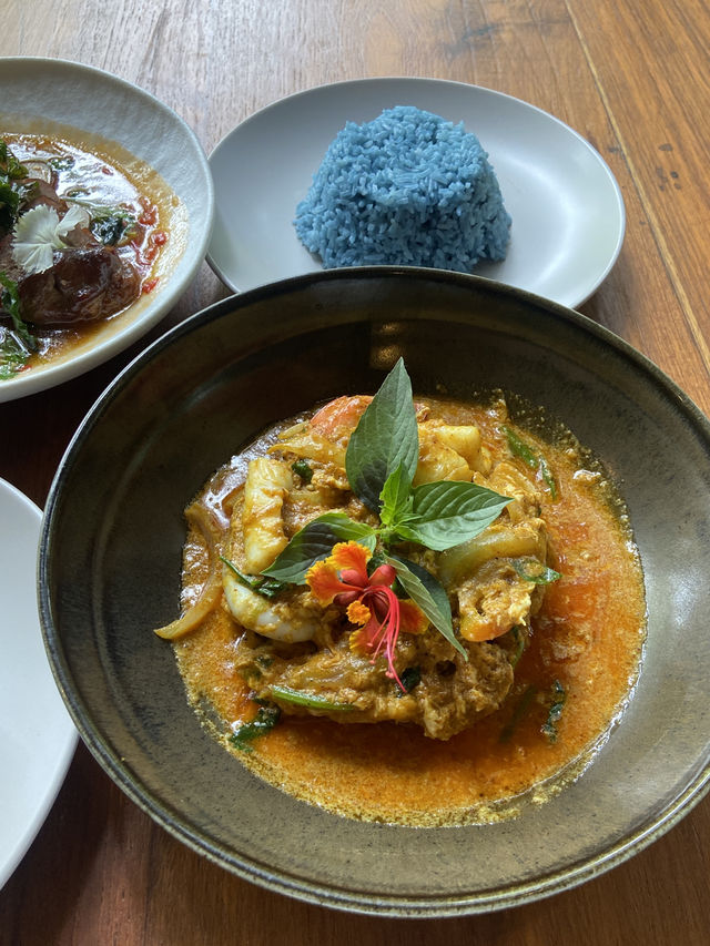 Montra Cafe ไร่วังบอน คาเฟ่ลับกลางป่า ฟีลดี 