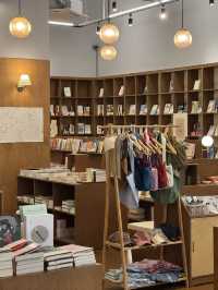 📚 앨리웨이 광교의 조용한 쉼터, 책발전소