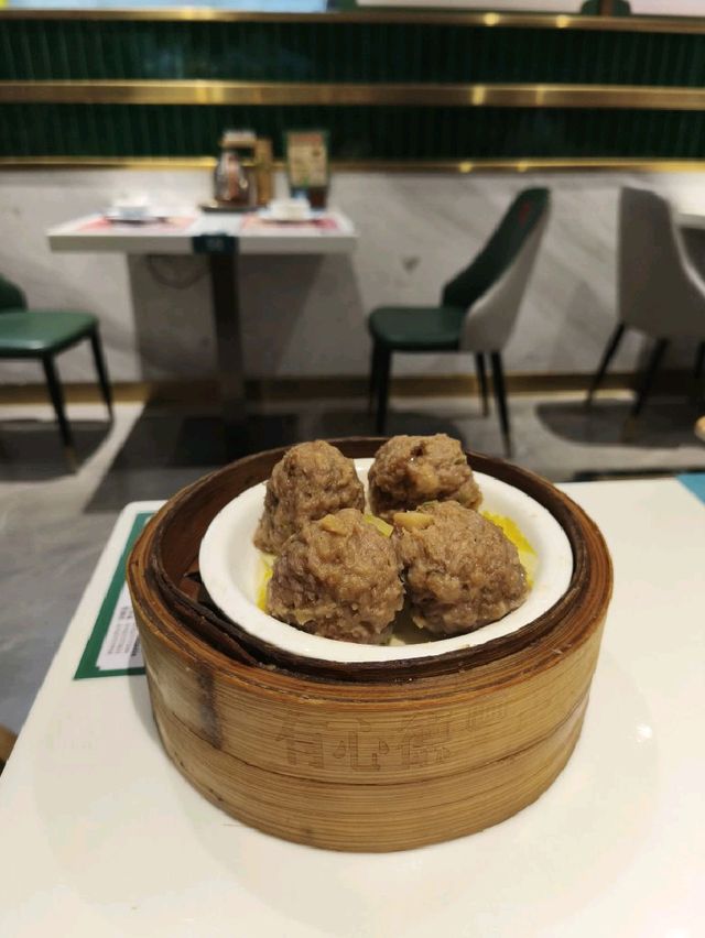 有靚景又有得玩的酒家