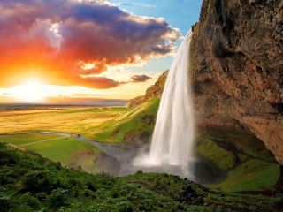Midnight sun in Iceland: Key aspects to enjoy this phenomenon!