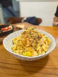 【上環巷口露營風Cafe ⛺️ 晚市主打歐陸fusion菜+自家製甜品都有驚喜✨】