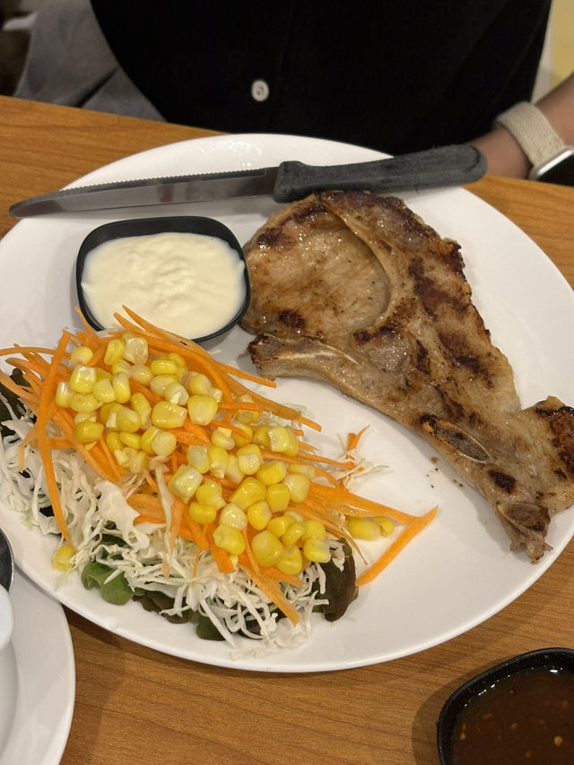 EAT STEAK มาอีทสเต๊กกันน