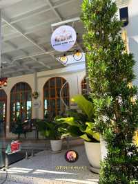Mount Wind Tree Cafe