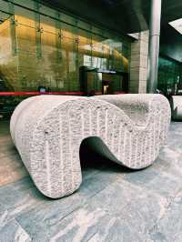 Art in Motion at Raffles Place 🎨🚶‍♂️