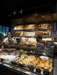 Bake house สาขาที่คนไม่เยอะ รึคิดไปเอง 555