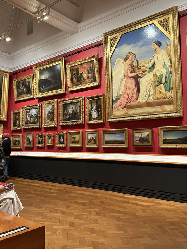 아름다운 장식미술 박물관, V&A