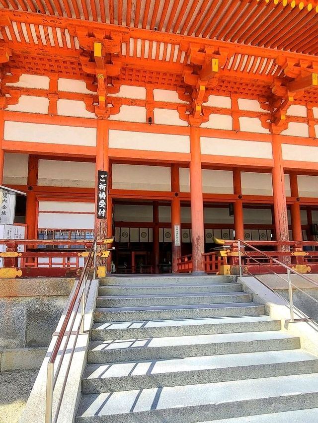 A Stroll Through Heian Shrine and Garden