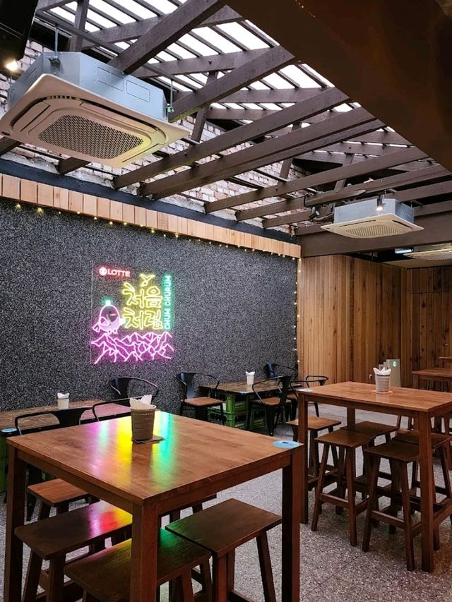 Good Vibes and Affordable Eats in Desaru