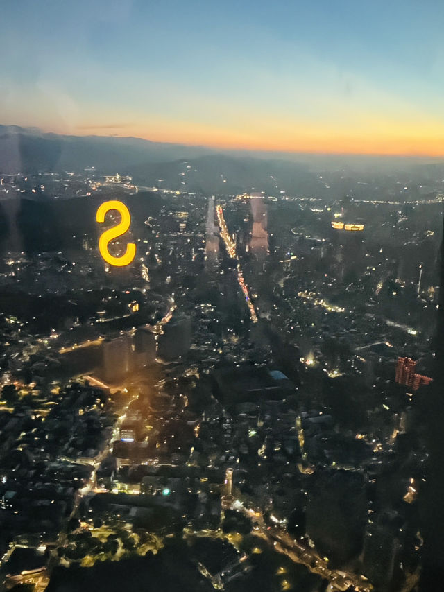 🏙️ Taipei 101 – Sky High in Daylight & Sunset