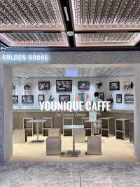 Younique Cafe