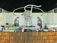 Miss T Cafe & Restaurant
