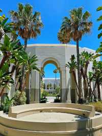 🏛️ The Prettiest City Hall? Beverly Hills Might Just Win It ✨