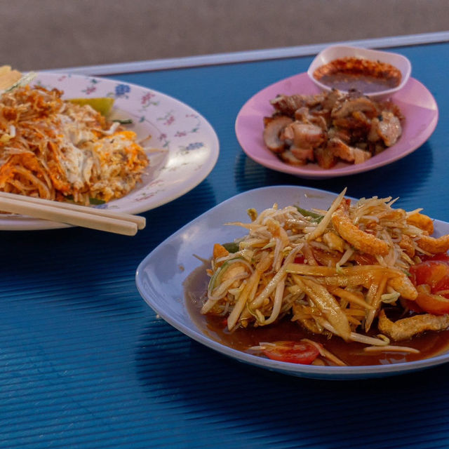 ร้านผัดไทยยายแกะ หนองคาย ร้านผัดไทยยายแกะ หนองคาย