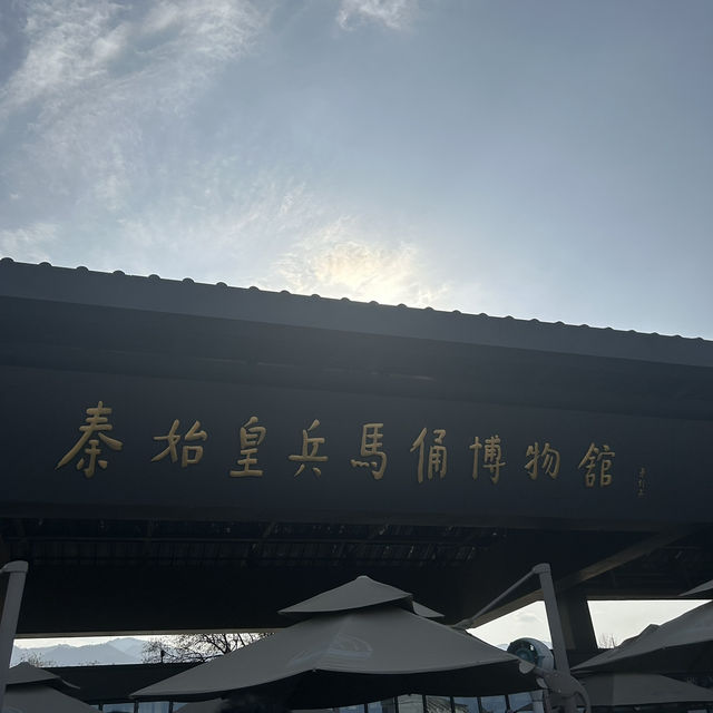 終於去咗西安大名鼎鼎嘅兵馬俑…. 實在係勁震撼