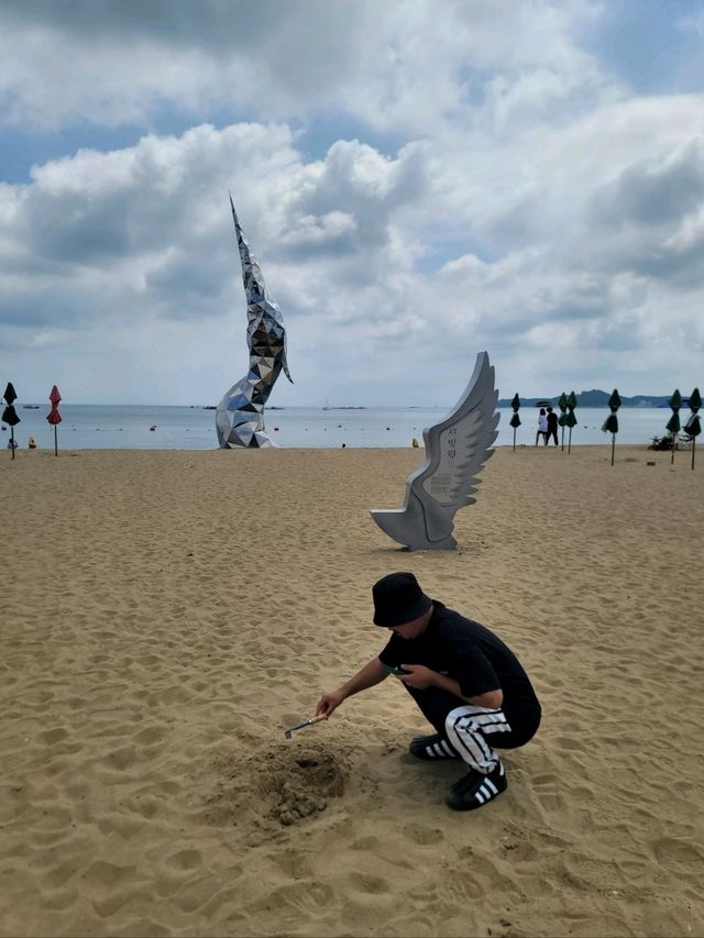 멋진 조형물이 있는 당진 해수욕장🏖
