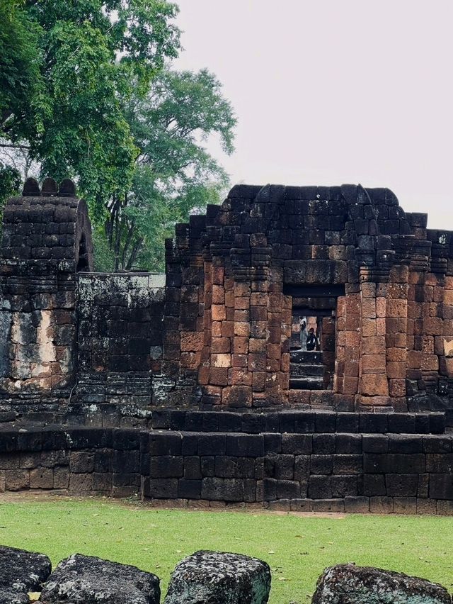 กาญจนบุรีก็มีปราสาทนะ ปราสาทเมืองสิงห์