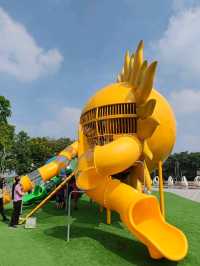 一座太陽、月亮與地球的遊樂場#崁頂共融遊戲場(崁頂公園)屏東縣崁頂鄉