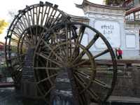 Follow the Water Home: How the Babble of Yuhe Square Becomes the Most Reliable Map for the Lost