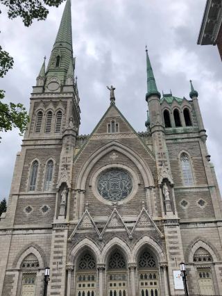 Co-Cathedral of Saint Anthony of Padua – Historic Landmark in Longueuil