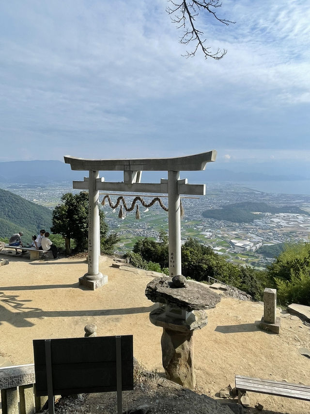 【瀬戸内海を望む大絶景✨“天空の鳥居”⛩】