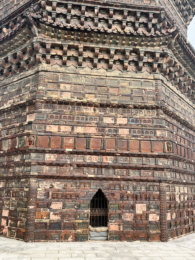 🗼 Iron Pagoda Park — Kaifeng’s Timeless Landmark 🗼 Iron Pagoda Park — Kaifeng’s Timeless Landmark