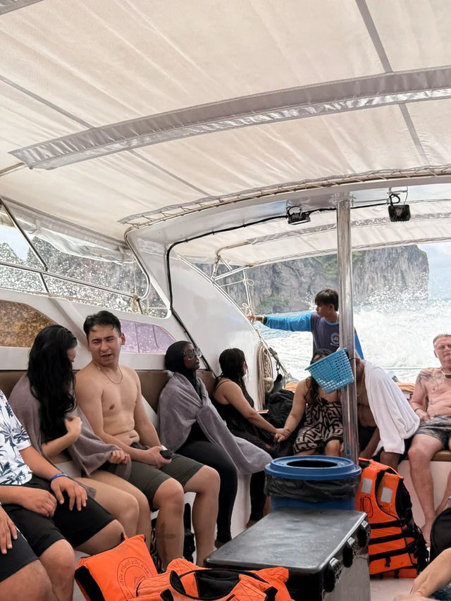 เที่ยวเกาะภูเก็ต | เกาะพีพี 🏝️