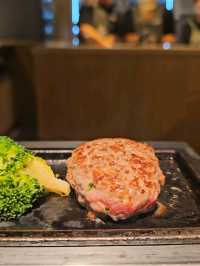 經常大排長龍的「肉肉大米」