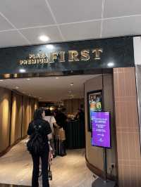 上機前嘅Fine Dining - plaza premium lounge- First