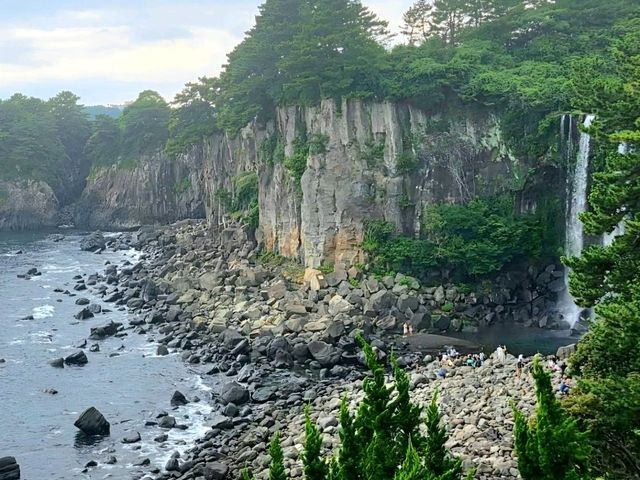 Jeongbang Waterfall: Nature’s Curtain by the Sea