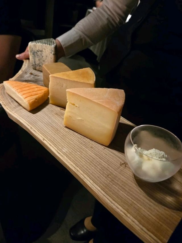 A HIDDEN MICHELIN STAR RESTAURANT IN TOKYO.