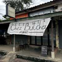 เชย์บุชเชอร์ Chez Butcher
