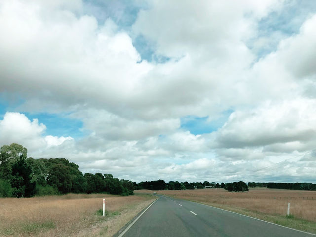 靛藍之心：南澳甘比爾山的藍湖奇蹟