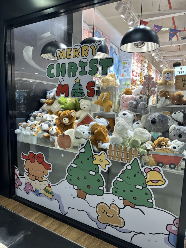 🎄🎀 “Moshi Moshi at Platinum Mall — Big, Colorful & Super Affordable!” 🛍️✨