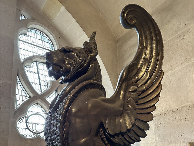 法國 🇫🇷 皮耶楓城堡 Château de Pierrefonds｜電影感滿滿的中世紀要塞