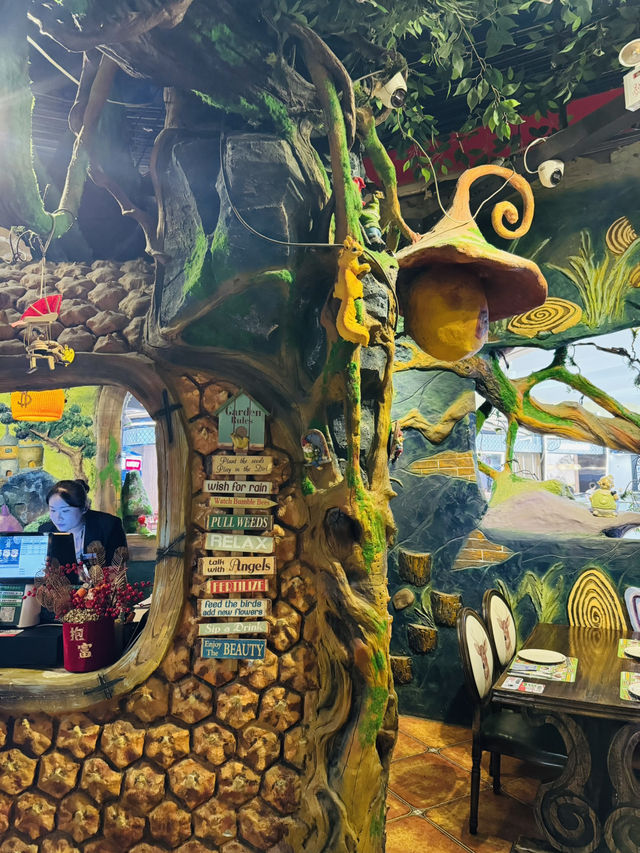 A Magical Dining Experience at the Fairyland Restaurant